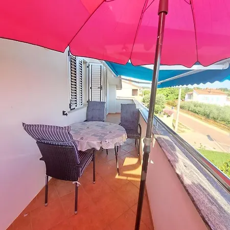 Casa Antonio With Swimming Pool * Novigrad Istria