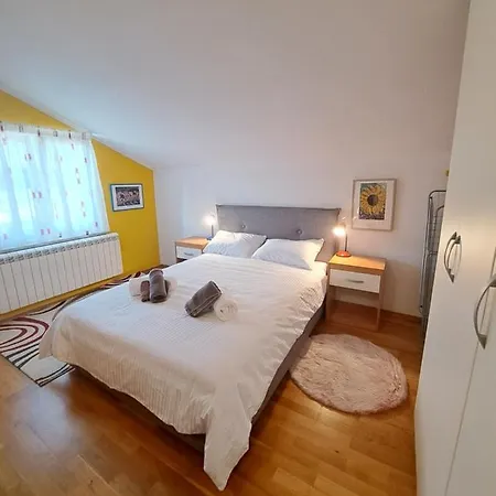 Casa Antonio With Swimming Pool Apartment
