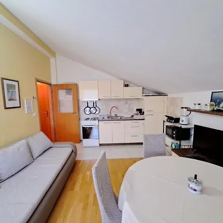Casa Antonio With Swimming Pool Apartament Novigrad (Istria)