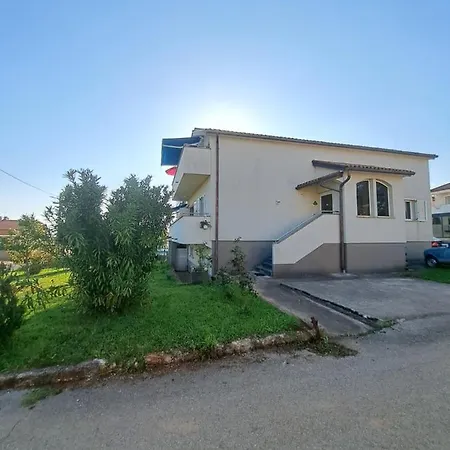 Apartament Casa Antonio With Swimming Pool *